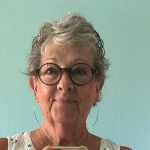 Meet your Posher, Christy